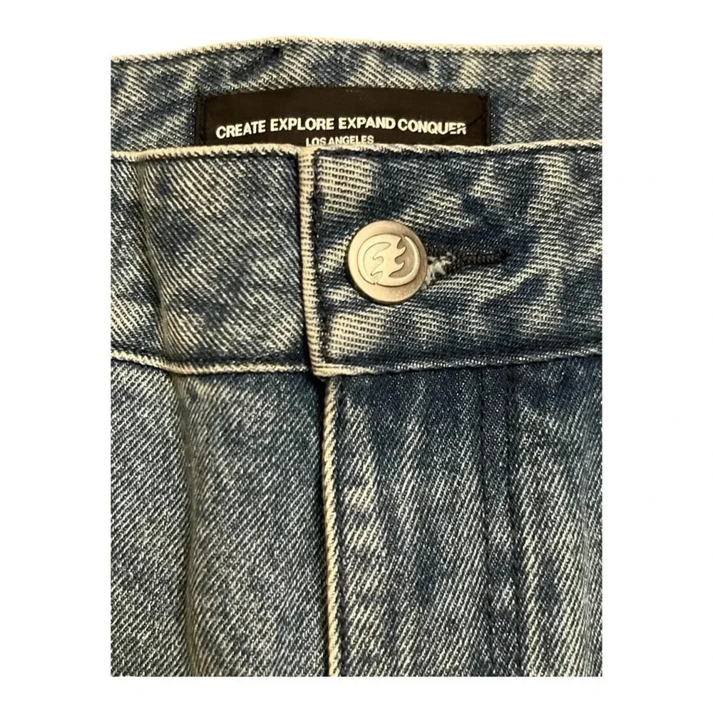 🆕CEEC Men’s Blue Laser Graphic Jeans. Size 36” NWT - Picture 7 of 13